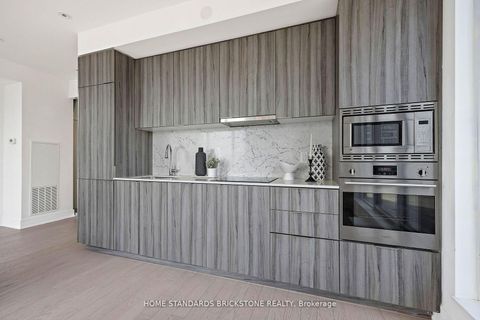 Photo 8 at 3907 - 955 Bay Street, Bay Street Corridor, Toronto