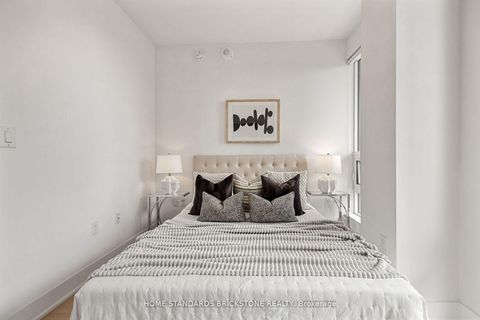 Photo 22 at 3907 - 955 Bay Street, Bay Street Corridor, Toronto