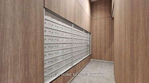 Photo 11 at 607 - 81 Wellesley Street E, Yonge Corridor, Toronto