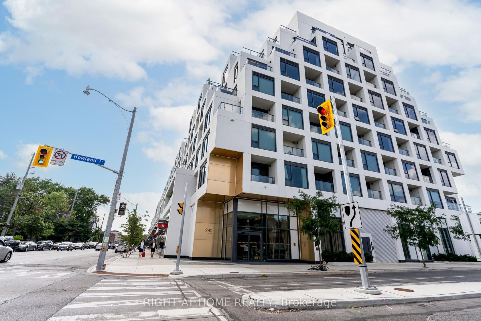 410 - 280 HOWLAND Avenue, Annex, Toronto by Loree Meneguzzi Real Estate 410 - 280 HOWLAND Avenue, Annex, Toronto