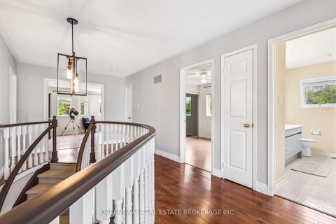 Photo 26 at 69 CITYVIEW Circle, Holly, Barrie