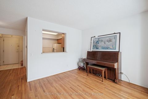 Photo 13 at 7 - 119 Omni Drive, Bendale, Toronto