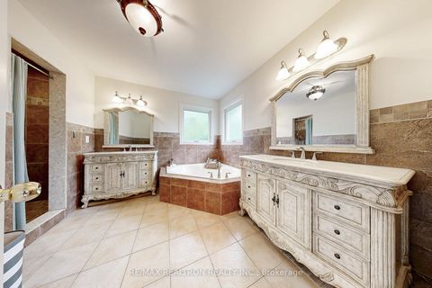 Photo 38 at 98 Charing Crescent, Aurora Highlands, Aurora