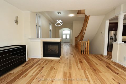 Photo 4 at 171 Maurier Boulevard, Patterson, Vaughan