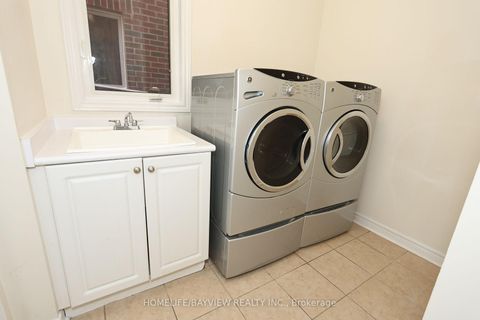 Photo 7 at 171 Maurier Boulevard, Patterson, Vaughan