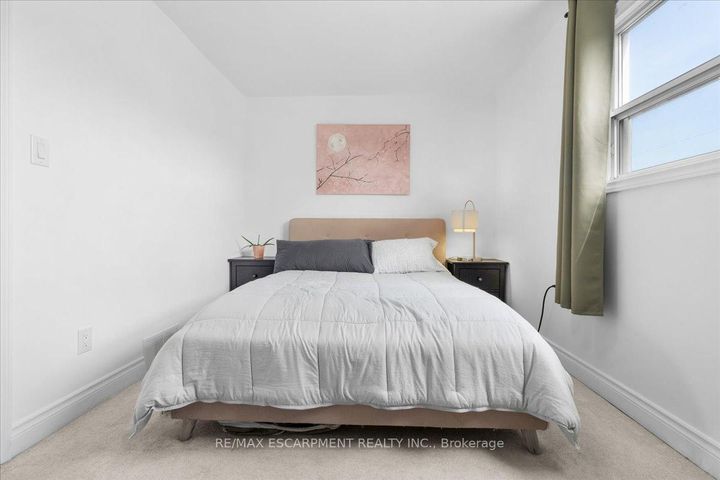 Photo 17 at 133 Frederick Avenue, Crown Point, Hamilton