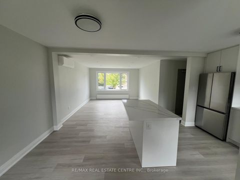 Photo 4 at 255 Gamma Street, Alderwood, Toronto