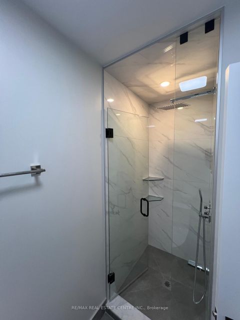 Photo 6 at 255 Gamma Street, Alderwood, Toronto