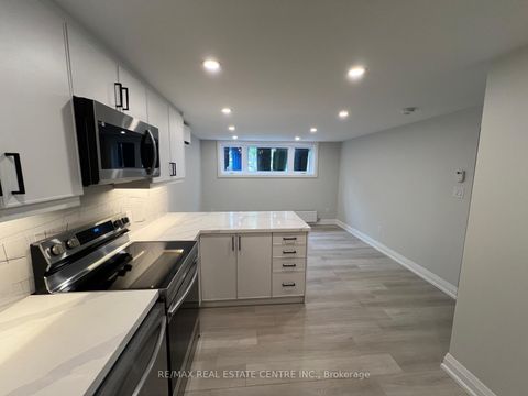 Photo 9 at 255 Gamma Street, Alderwood, Toronto