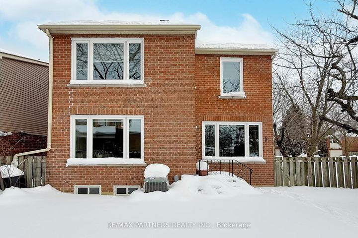 Photo 4 at 48 Coverdale Crescent, Steeles, Toronto