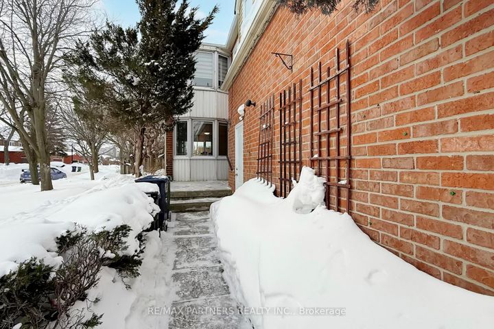 Photo 5 at 48 Coverdale Crescent, Steeles, Toronto