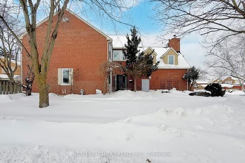 Photo 2 at 48 Coverdale Crescent, Steeles, Toronto