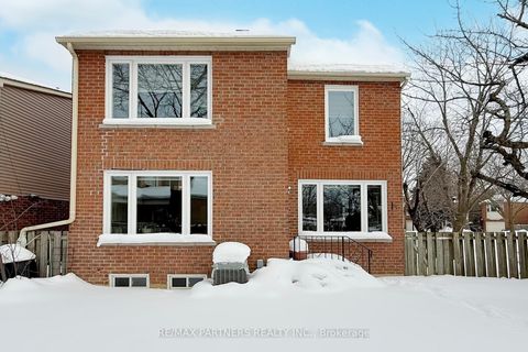 Photo 4 at 48 Coverdale Crescent, Steeles, Toronto