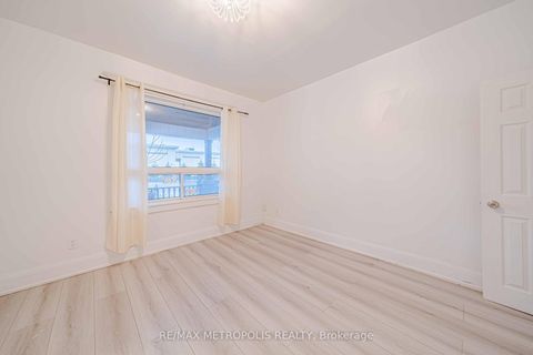 Photo 4 at 240 Division Street, O'Neill, Oshawa