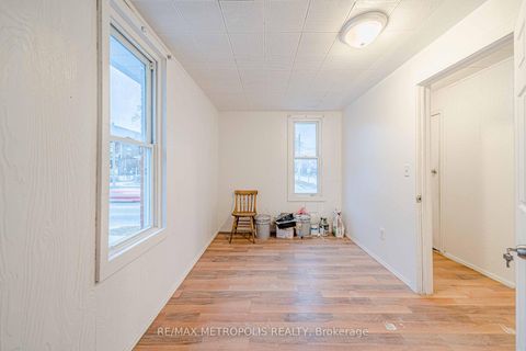 Photo 15 at 240 Division Street, O'Neill, Oshawa