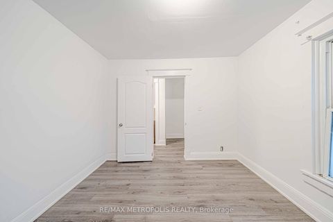 Photo 34 at 240 Division Street, O'Neill, Oshawa