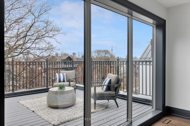 Photo 28 at 498 Roxton Road, Little Italy, Toronto