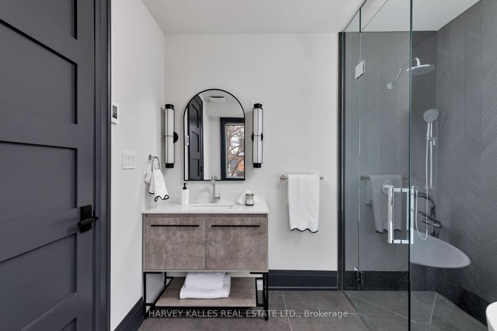 Photo 38 at 498 Roxton Road, Little Italy, Toronto