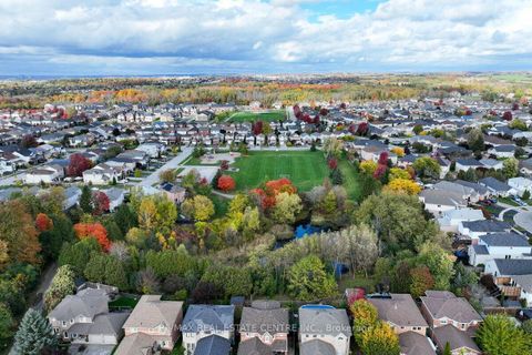 Photo 27 at 1195 Kettering Drive, Eastdale, Oshawa