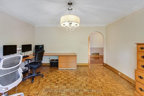 Photo 19 at 8 Suraty Avenue, Bendale, Toronto