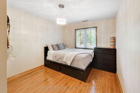 Photo 24 at 8 Suraty Avenue, Bendale, Toronto