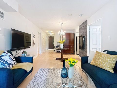 Photo 5 at 215 - 28 Empress Avenue, Willowdale East, Toronto