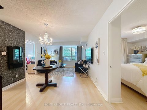 Photo 12 at 215 - 28 Empress Avenue, Willowdale East, Toronto
