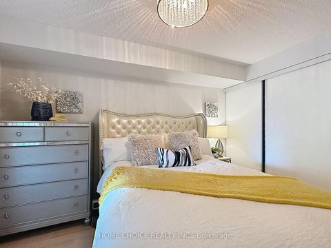 Photo 18 at 215 - 28 Empress Avenue, Willowdale East, Toronto