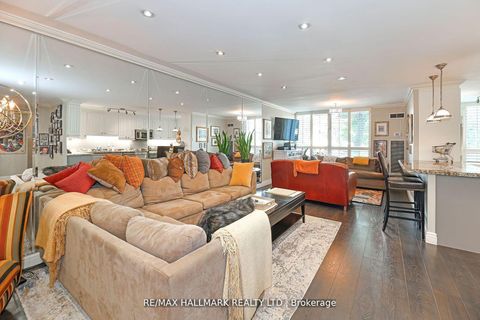 Photo 12 at 105 - 333 Clark Avenue, Yorkhill, Vaughan