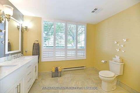 Photo 22 at 105 - 333 Clark Avenue, Yorkhill, Vaughan