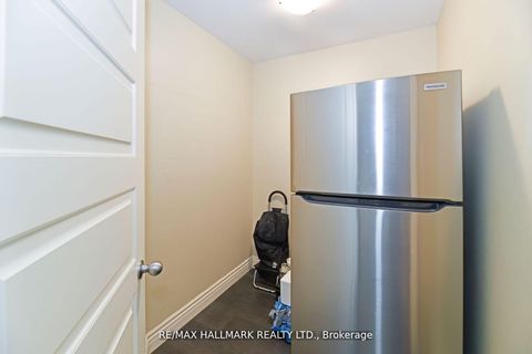 Photo 28 at 105 - 333 Clark Avenue, Yorkhill, Vaughan