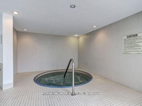 Photo 31 at 105 - 333 Clark Avenue, Yorkhill, Vaughan