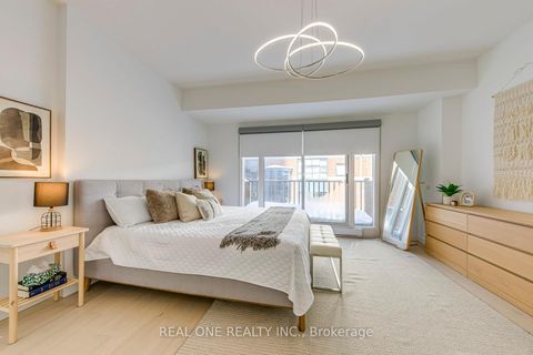 Photo 27 at 40 Irwin Avenue, Bay Street Corridor, Toronto