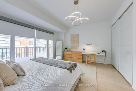 Photo 29 at 40 Irwin Avenue, Bay Street Corridor, Toronto