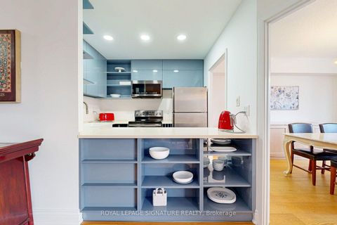 Photo 10 at 410/204 - 33 Harbour Square, Waterfront Communities C1, Toronto