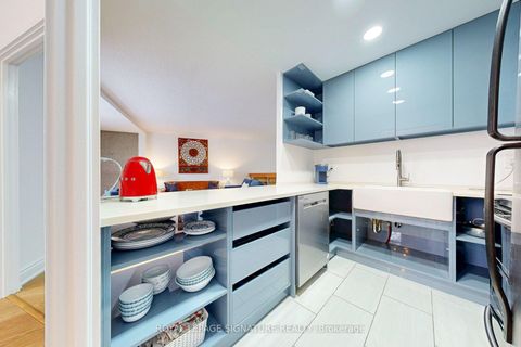 Photo 12 at 410/204 - 33 Harbour Square, Waterfront Communities C1, Toronto