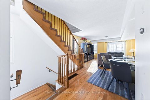 Photo 18 at 258 - 32 Foal Path S, Windfields, Oshawa