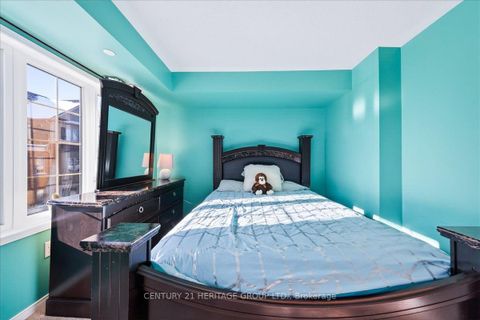 Photo 35 at 258 - 32 Foal Path S, Windfields, Oshawa