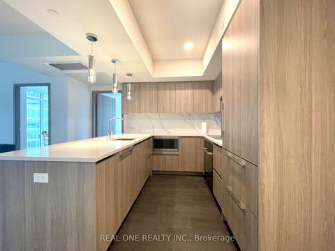 Photo 4 at 2505 - 1 Concord Cityplace Way, Waterfront Communities C1, Toronto