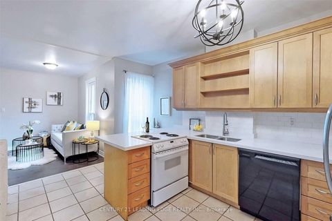 Photo 11 at 233 BORDEN Street, University, Toronto