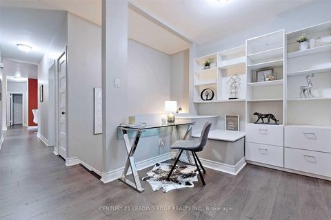 Photo 17 at 233 BORDEN Street, University, Toronto