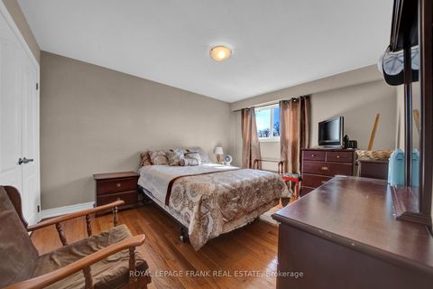 Photo 4 at 377 Linden Street, Donevan, Oshawa