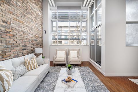 Photo 2 at 201 - 1852 Queen Street E, The Beaches, Toronto