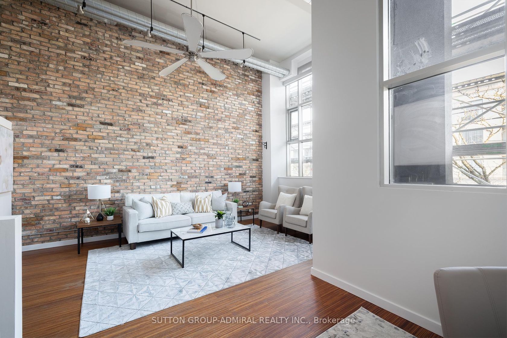 201 - 1852 Queen Street E, The Beaches, Toronto 