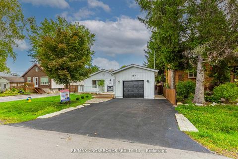 Photo 1 at 324 Tampa Drive, Keswick South, Georgina