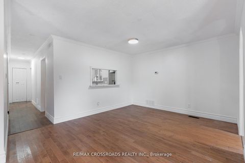 Photo 9 at 324 Tampa Drive, Keswick South, Georgina