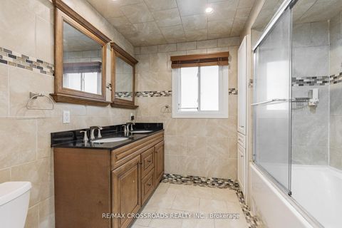 Photo 19 at 324 Tampa Drive, Keswick South, Georgina