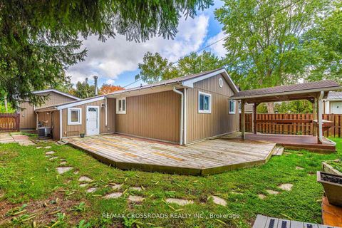 Photo 22 at 324 Tampa Drive, Keswick South, Georgina