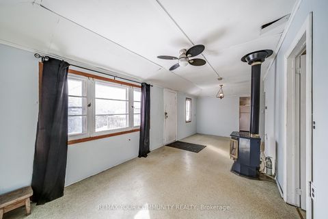 Photo 5 at 280 Pasadena Drive, Keswick South, Georgina