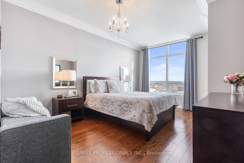 Photo 5 at 903 - 1135 Royal York Road, Humber Valley, Toronto